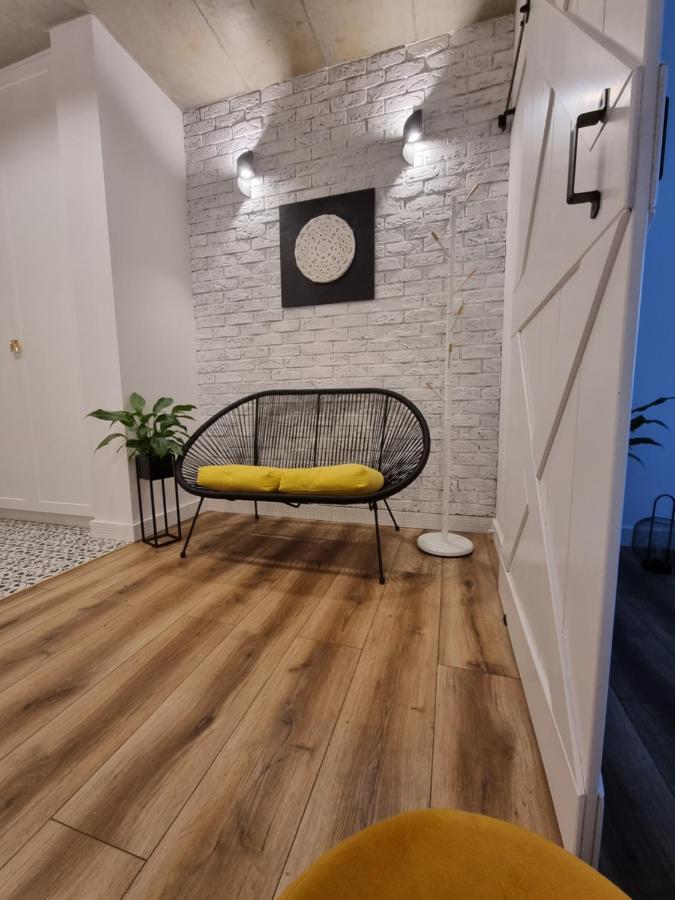 Apartament Wyspianski Sanok Bagian luar foto